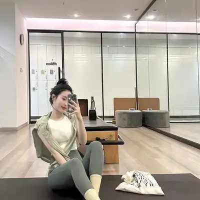 何洋
